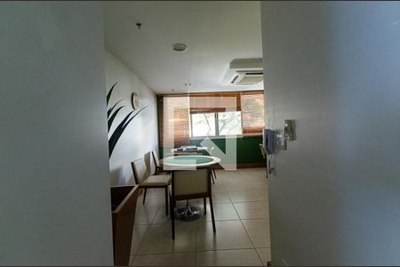 Apartamento à venda com 98m², 2 quartos e 1 vagaÁrea comum