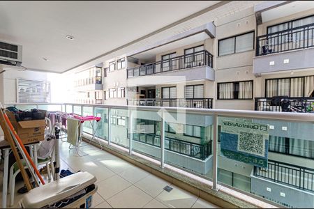 Apartamento à venda com 98m², 2 quartos e 1 vagaSala