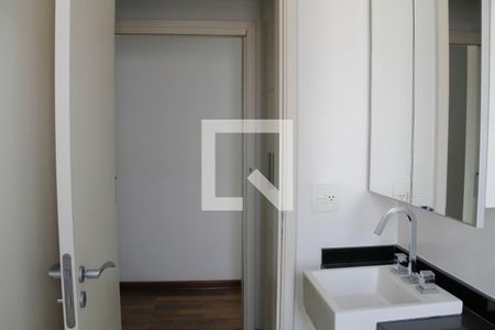 Apartamento à venda com 285m², 3 quartos e 4 vagas Apartamento à venda com 285m², 3 quartos e 4 vagasBanheiro da Suíte