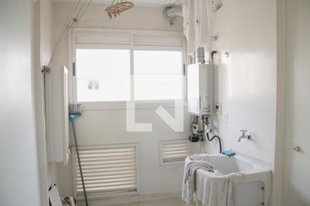 Apartamento à venda com 285m², 3 quartos e 4 vagas Apartamento à venda com 285m², 3 quartos e 4 vagasÁrea de Serviço