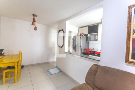 Sala de estar de apartamento para alugar com 2 quartos, 48m² em Taboão, São Bernardo do Campo