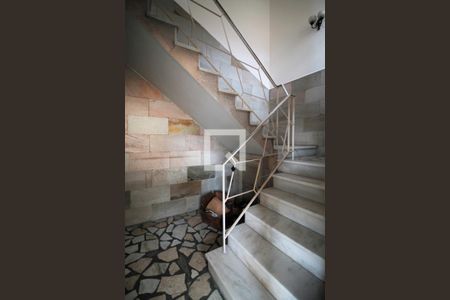 Escada de casa à venda com 3 quartos, 200m² em Higienópolis, Rio de Janeiro