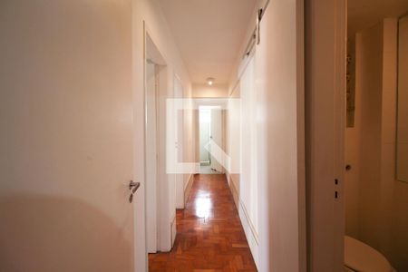 Corredor  de apartamento à venda com 3 quartos, 100m² em Vila Nova Conceição, São Paulo