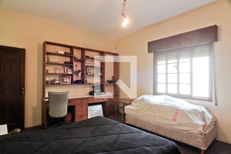 Casa à venda com 250m², 3 quartos e 6 vagas Casa à venda com 250m², 3 quartos e 6 vagasQuarto 1