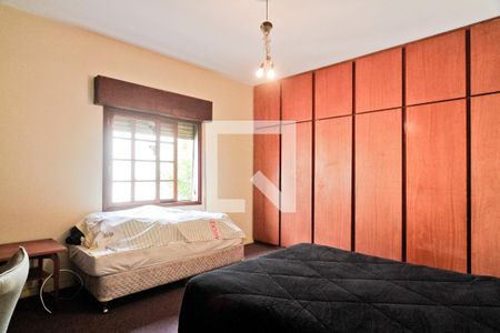 Casa à venda com 250m², 3 quartos e 6 vagas Casa à venda com 250m², 3 quartos e 6 vagasQuarto 1