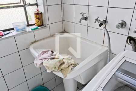 Casa à venda com 250m², 3 quartos e 6 vagas Casa à venda com 250m², 3 quartos e 6 vagasÁrea de Serviço