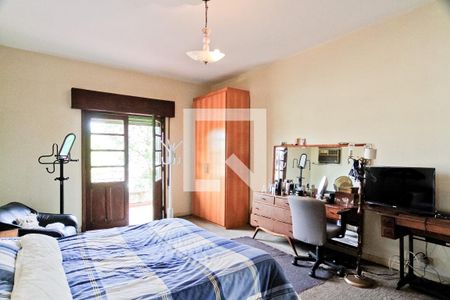 Casa à venda com 250m², 3 quartos e 6 vagas Casa à venda com 250m², 3 quartos e 6 vagasQuarto 3