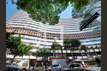 Apartamento à venda com 120m², 3 quartos e sem vagaFachada