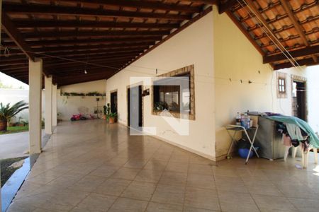 Casa à venda com 390m², 4 quartos e 3 vagasVaranda e Garagem