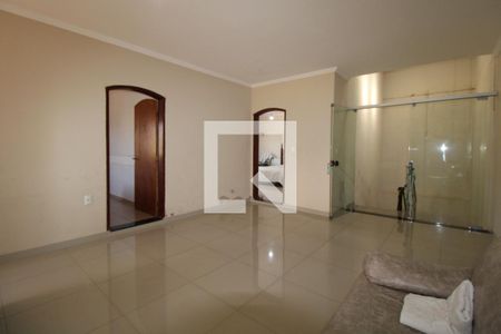 Casa à venda com 390m², 4 quartos e 3 vagasSala (pavimento superior)