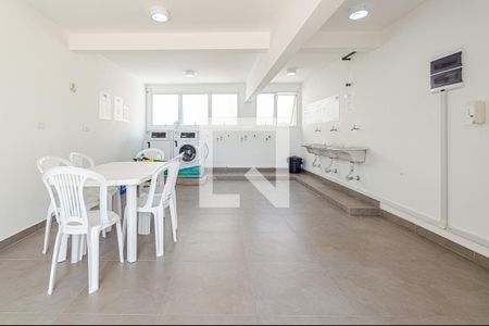 Studio para alugar com 25m², 1 quarto e sem vaga Studio para alugar com 25m², 1 quarto e sem vagaLavanderia