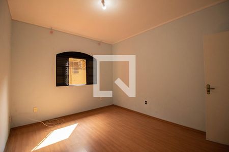 Quarto 1 de casa para alugar com 2 quartos, 120m² em Jardim Maristela, São Paulo