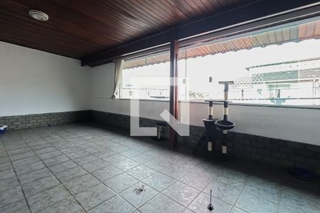 Casa à venda com 430m², 4 quartos e 5 vagasVaranda das Suítes 
