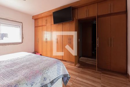 Casa à venda com 430m², 4 quartos e 5 vagasSuíte 2