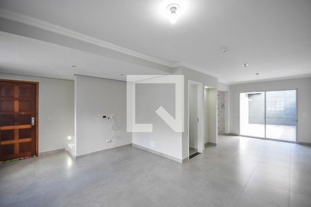 Casa de condomínio à venda com 120m², 3 quartos e 3 vagasSala