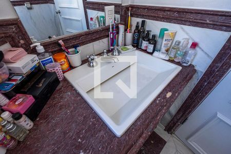 Apartamento à venda com 394m², 4 quartos e 5 vagas Apartamento à venda com 394m², 4 quartos e 5 vagasSuíte 4 - Banheiro