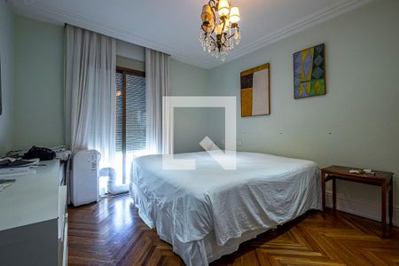 Apartamento à venda com 394m², 4 quartos e 5 vagas Apartamento à venda com 394m², 4 quartos e 5 vagasSuíte 3