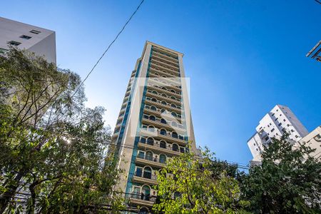 Apartamento à venda com 394m², 4 quartos e 5 vagas Apartamento à venda com 394m², 4 quartos e 5 vagasFachada