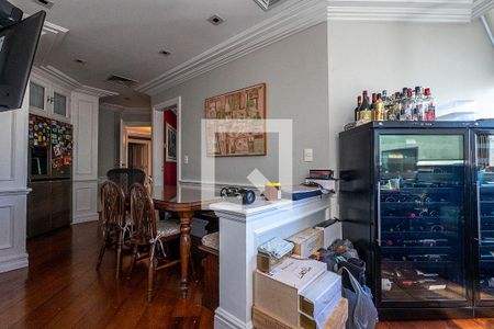 Apartamento à venda com 394m², 4 quartos e 5 vagas Apartamento à venda com 394m², 4 quartos e 5 vagasSala de Almoço