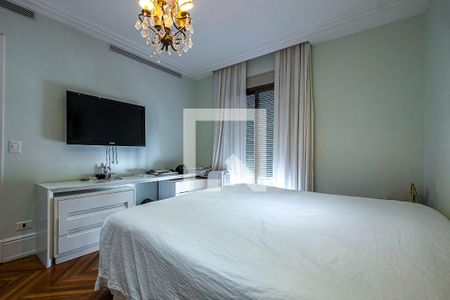 Apartamento à venda com 394m², 4 quartos e 5 vagas Apartamento à venda com 394m², 4 quartos e 5 vagasSuíte 3