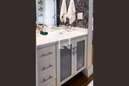 Banheiro Social de apartamento para alugar com 2 quartos, 55m² em Cidade Monções, São Paulo