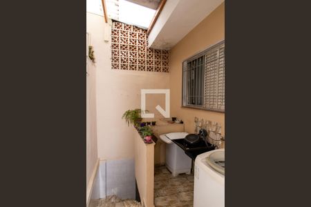 Casa à venda com 180m², 3 quartos e 2 vagasÁrea de Serviço