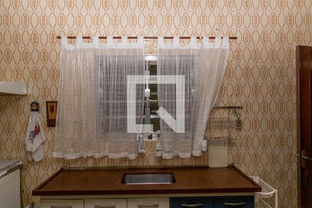 Casa à venda com 180m², 3 quartos e 2 vagasCozinha