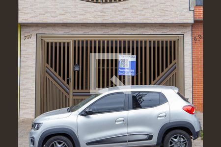 Casa à venda com 180m², 3 quartos e 2 vagasFachada