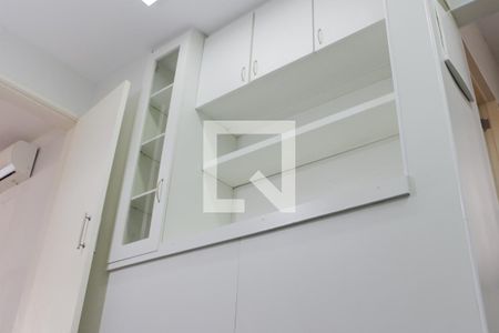 Apartamento à venda com 82m², 2 quartos e 1 vagaCozinha - Armários