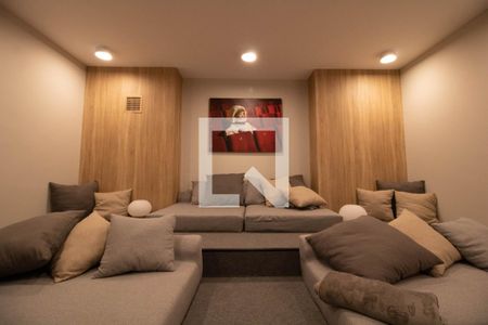 Studio à venda com 24m², 1 quarto e sem vaga Studio à venda com 24m², 1 quarto e sem vagaÁrea comum - cinema