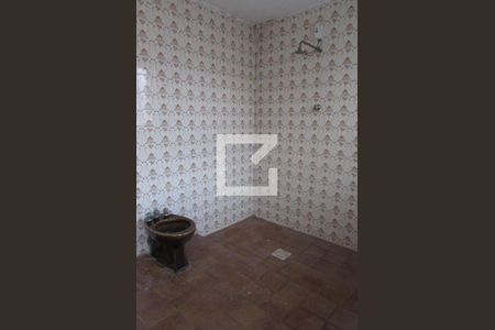 Casa para alugar com 240m², 3 quartos e 6 vagasBanheiro