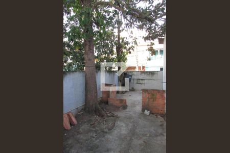 Casa para alugar com 240m², 3 quartos e 6 vagasQuintal