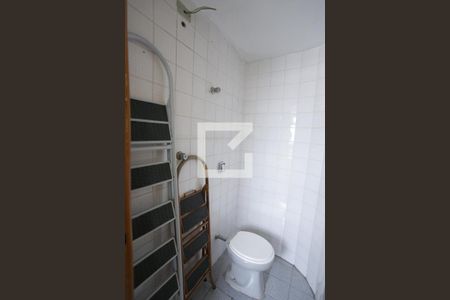 Apartamento à venda com 78m², 2 quartos e 1 vagaBanheiro de Serviço