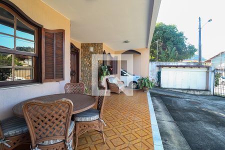 Casa de condomínio à venda com 293m², 5 quartos e 3 vagasVaranda da Sala