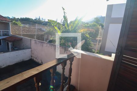 Casa de condomínio à venda com 293m², 5 quartos e 3 vagasVaranda do Quarto 1