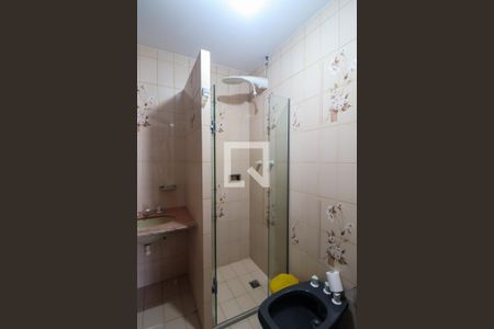 Casa de condomínio à venda com 293m², 5 quartos e 3 vagasBanheiro da Suíte 1