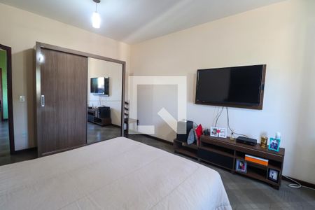 Casa de condomínio à venda com 293m², 5 quartos e 3 vagasQuarto 2