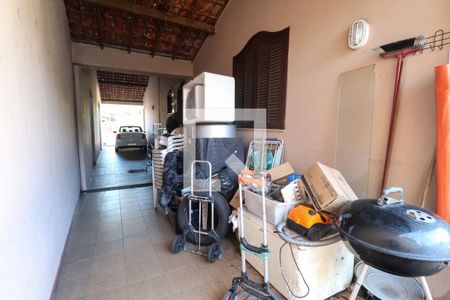 Casa de condomínio à venda com 293m², 5 quartos e 3 vagasGaragem
