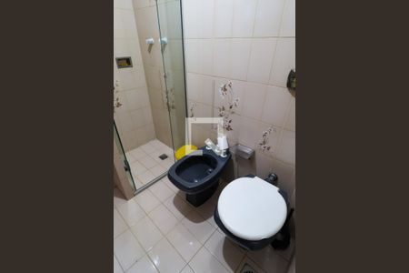 Casa de condomínio à venda com 293m², 5 quartos e 3 vagasBanheiro da Suíte 1