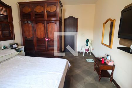 Casa de condomínio à venda com 293m², 5 quartos e 3 vagasQuarto 1