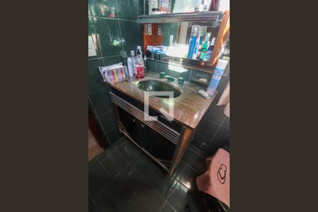 Casa de condomínio à venda com 293m², 5 quartos e 3 vagasBanheiro da Suíte 2