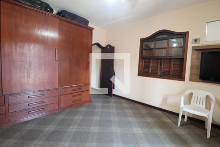 Casa de condomínio à venda com 293m², 5 quartos e 3 vagasQuarto 3