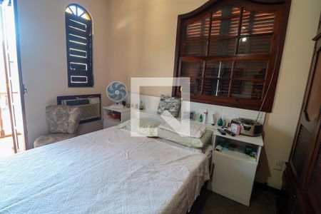 Casa de condomínio à venda com 293m², 5 quartos e 3 vagasQuarto 1