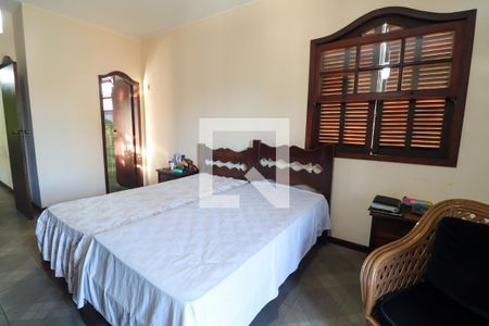 Casa de condomínio à venda com 293m², 5 quartos e 3 vagasSuíte 2