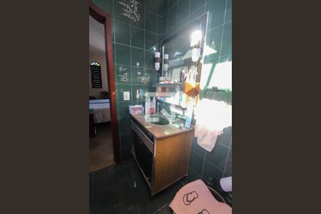 Casa de condomínio à venda com 293m², 5 quartos e 3 vagasBanheiro da Suíte 2