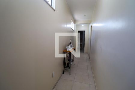 Casa de condomínio à venda com 170m², 2 quartos e 6 vagas Casa de condomínio à venda com 170m², 2 quartos e 6 vagasCorredor