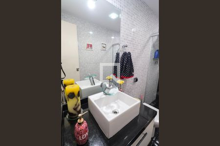 Casa de condomínio à venda com 170m², 2 quartos e 6 vagas Casa de condomínio à venda com 170m², 2 quartos e 6 vagasBanhiero Social