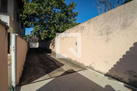 Casa de condomínio à venda com 170m², 2 quartos e 6 vagas Casa de condomínio à venda com 170m², 2 quartos e 6 vagasQuintal