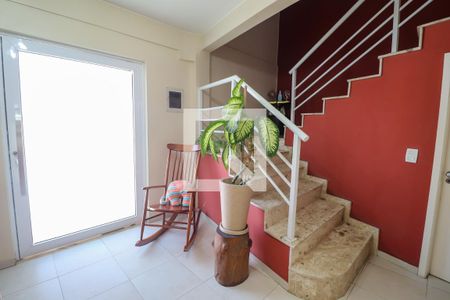 Casa de condomínio à venda com 170m², 2 quartos e 6 vagas Casa de condomínio à venda com 170m², 2 quartos e 6 vagasSala