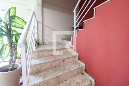 Casa de condomínio à venda com 170m², 2 quartos e 6 vagas Casa de condomínio à venda com 170m², 2 quartos e 6 vagasSala